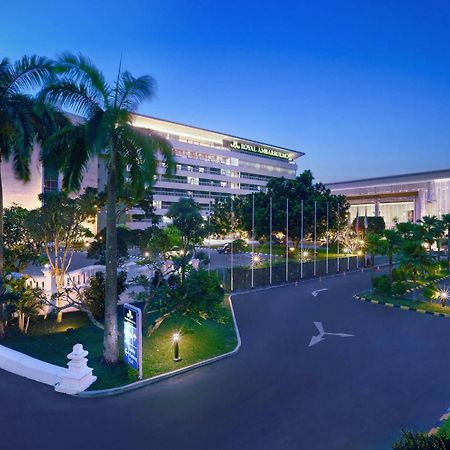Royal Ambarrukmo Yogyakarta Hotell Exteriör bild
