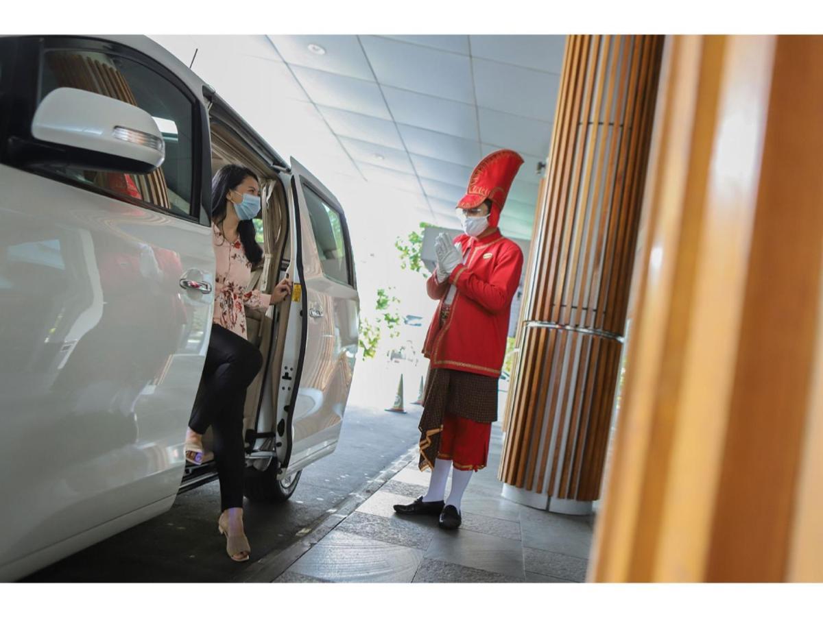 Royal Ambarrukmo Yogyakarta Hotell Exteriör bild