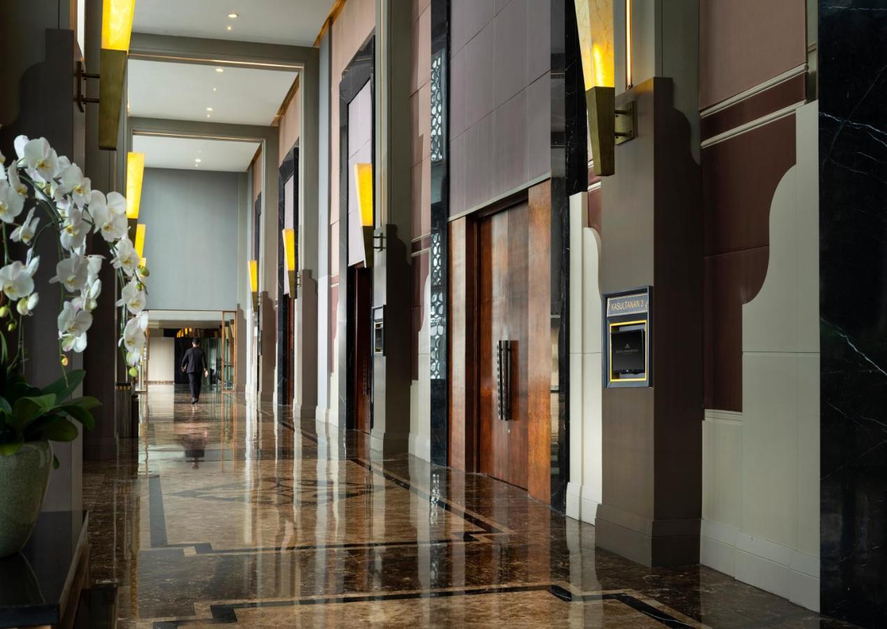 Royal Ambarrukmo Yogyakarta Hotell Exteriör bild