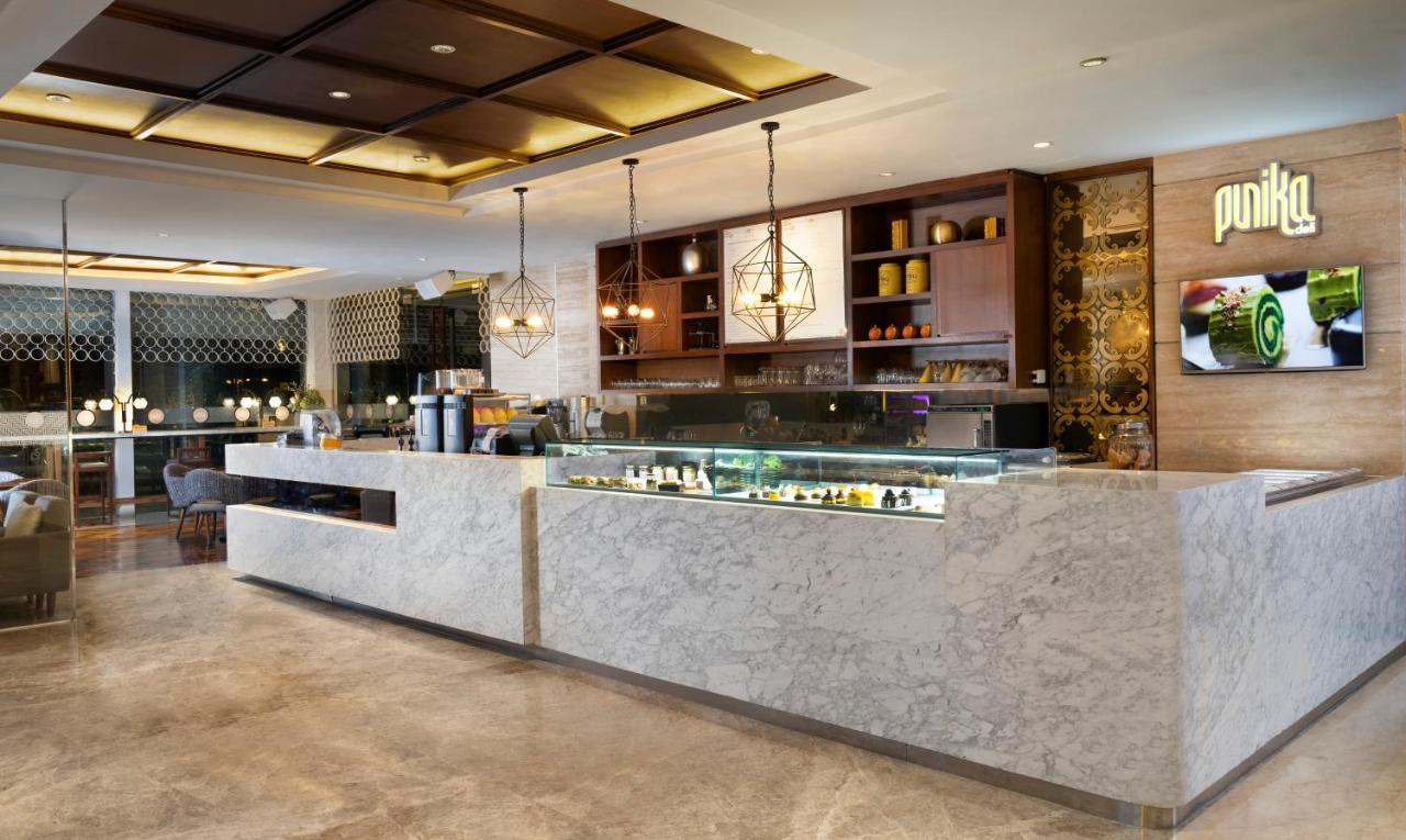 Royal Ambarrukmo Yogyakarta Hotell Exteriör bild